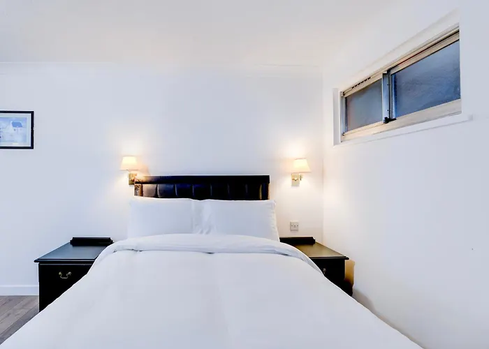 Oyo The Rivenhall Hotel In Witham, Chelmsford