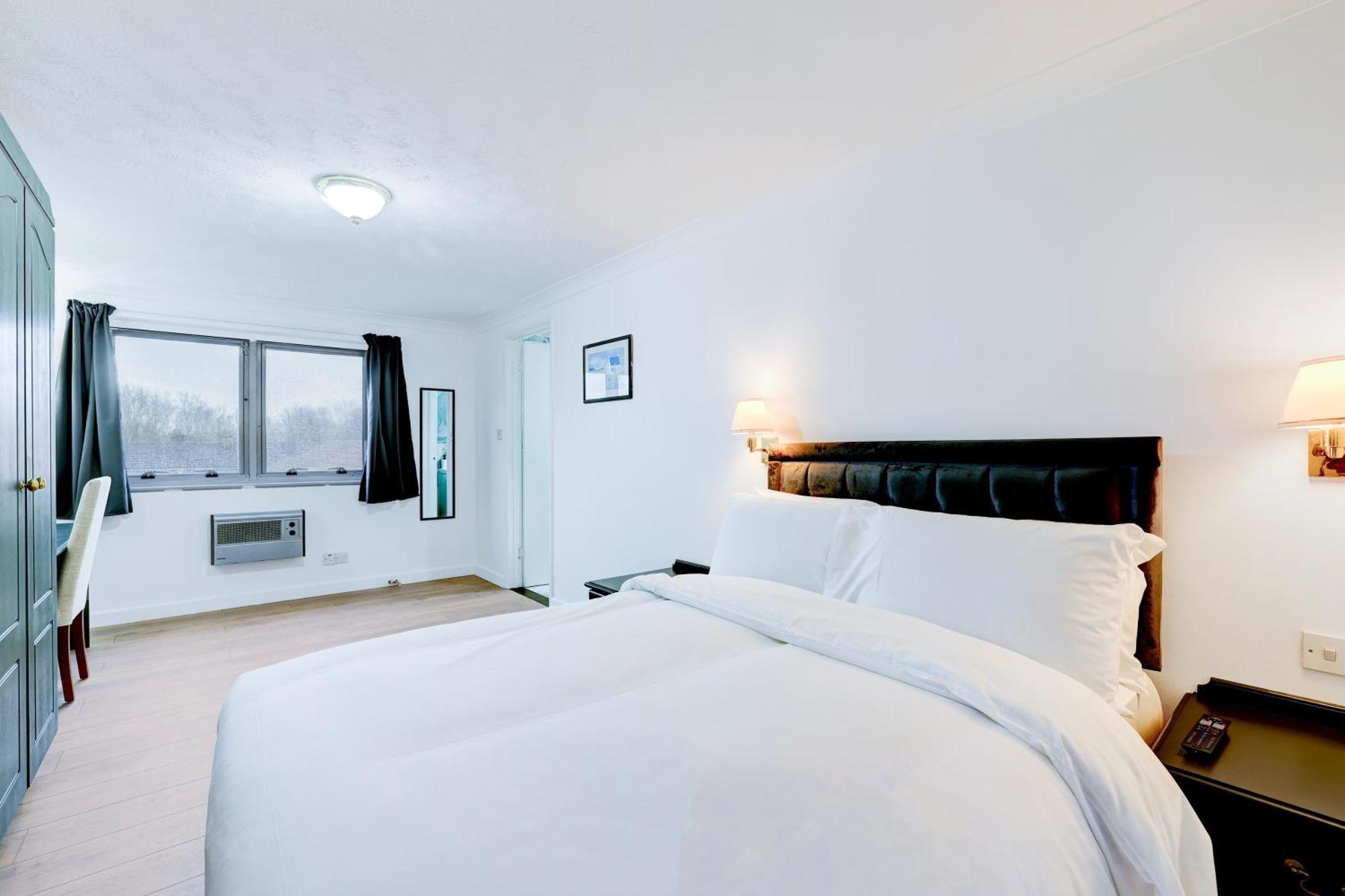 Hotel Oyo The Rivenhall In Witham, Chelmsford
